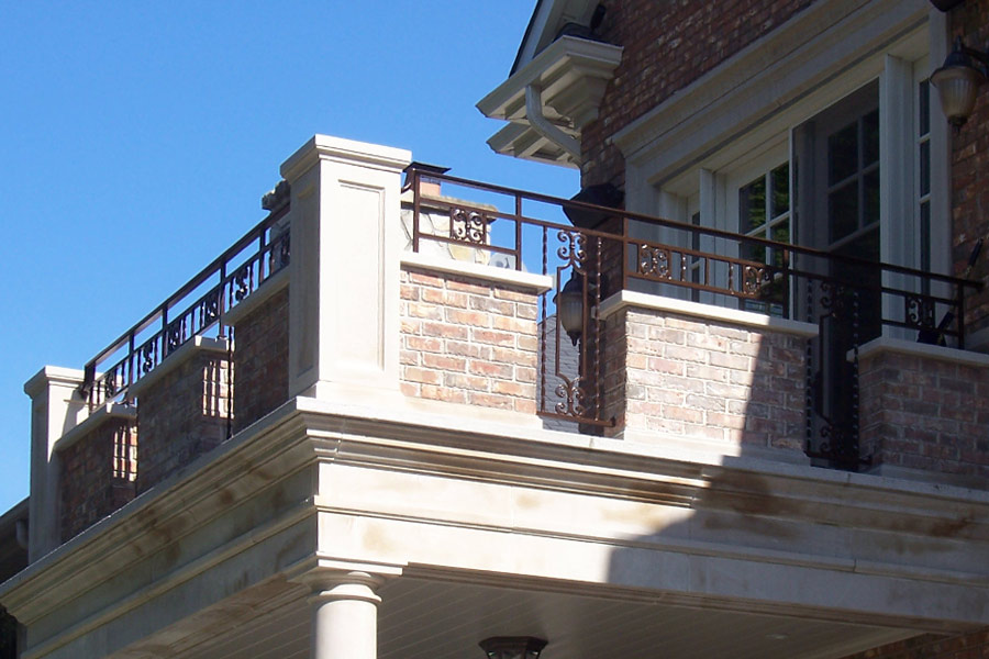 Balustrade en fer forgé.